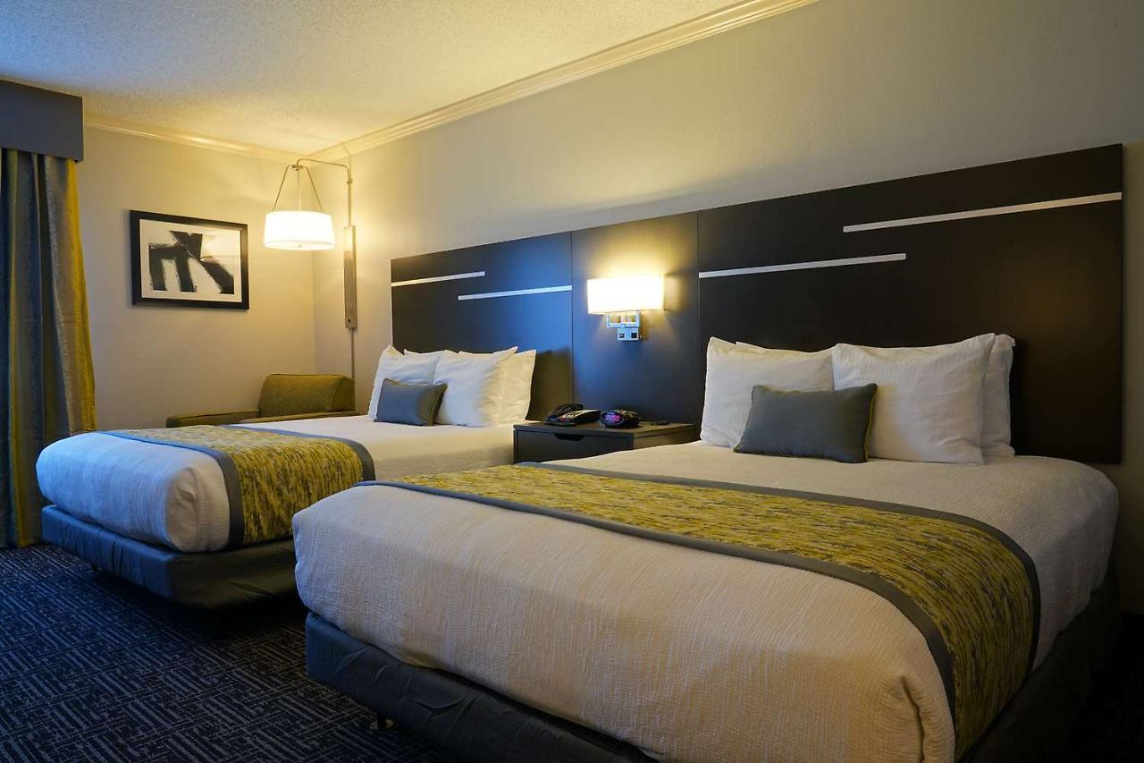 Best Western Plus Morristown Conference Center Exterior foto